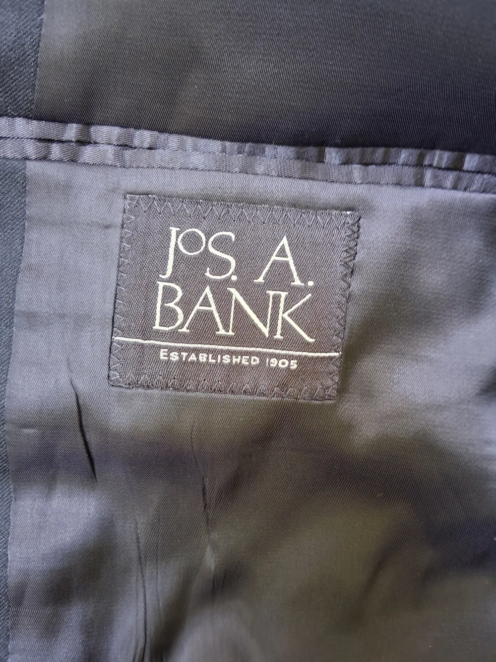 Classic VTG Men's Black Blazer - Jos.A.Banks  (Two-Button)size 44R